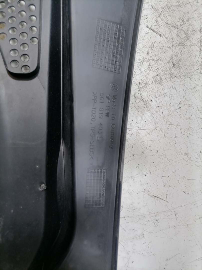 VW Golf 7 original Windlauf Abdeckung Wasserkasten 2-teilg Bj.2020